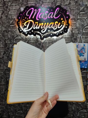 QUEEN BEE AJANDA TARİHSİZ AJANDA DEFTER