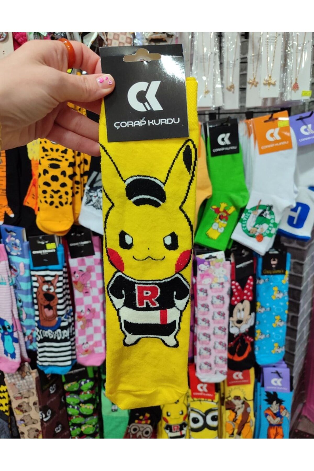  Pikachu - M