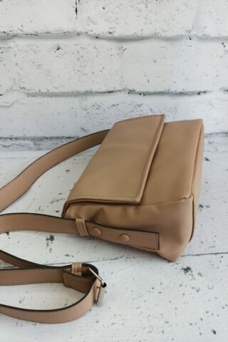 Kadın Saten Kapaklı Çapraz Çanta Kol Çantası Clutch Çanta El Çantası Baget Çanta Bej - Tek Ebat