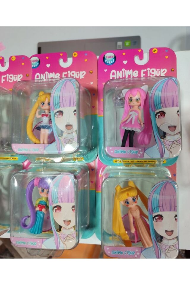 1 ADET Işıklı Anime Figür Miniş Bebek