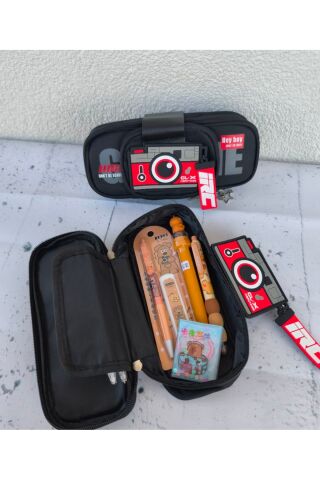Erkek Model Fotoğraf Makinesi Görünümlü Kalemlik 1 ADET 21x5,5x6,5 Siyah