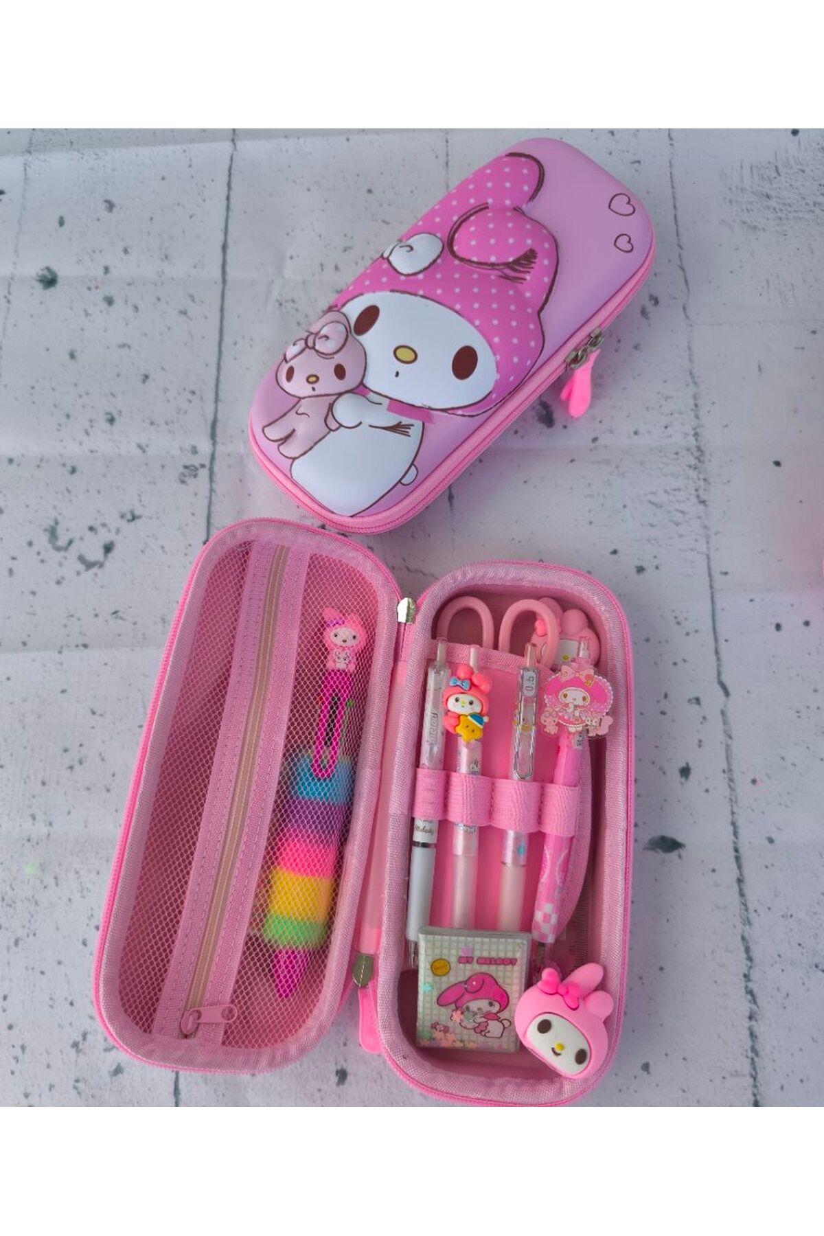  Pembe