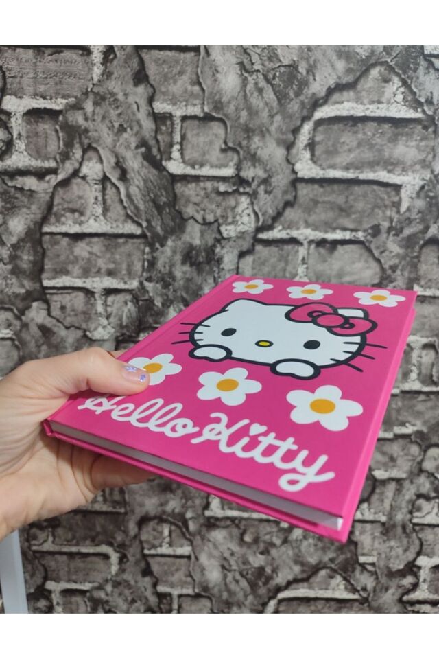 Hello Kitty Sert Kapak Çizgili 80 Yaprak Defter A5 Boyutu