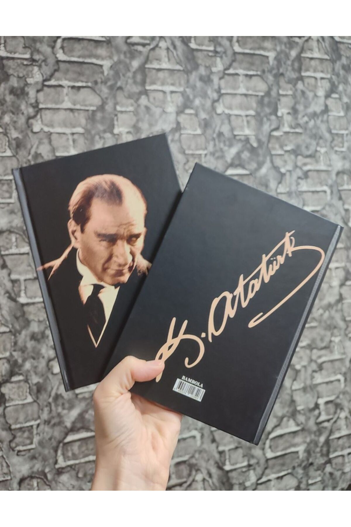 Atatürk Sert Kapak Çizgili 80 Yaprak Defter A5 Boyutu