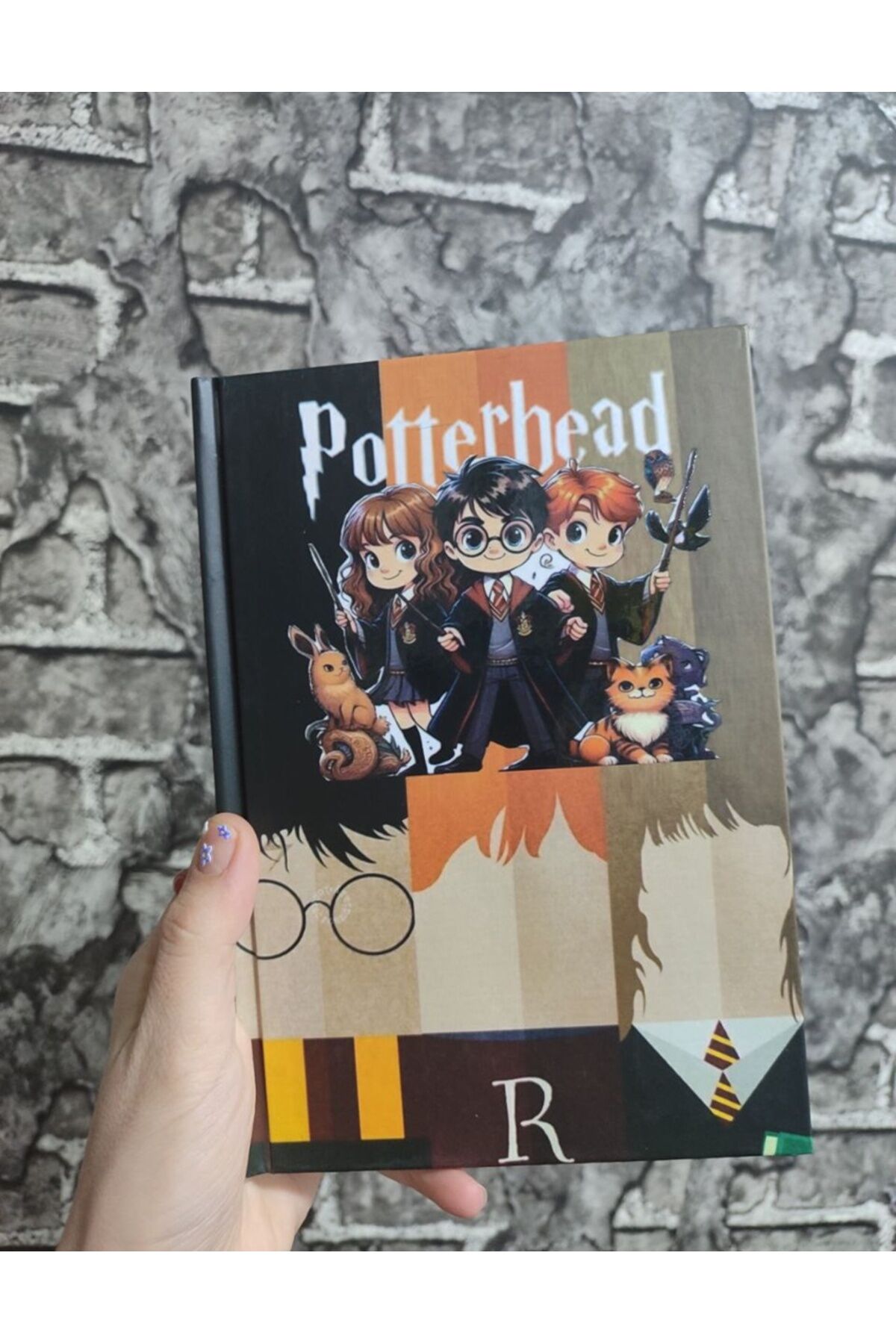 Harry Poter Sert Kapak Çizgili 80 Yaprak Defter A5 Boyutu