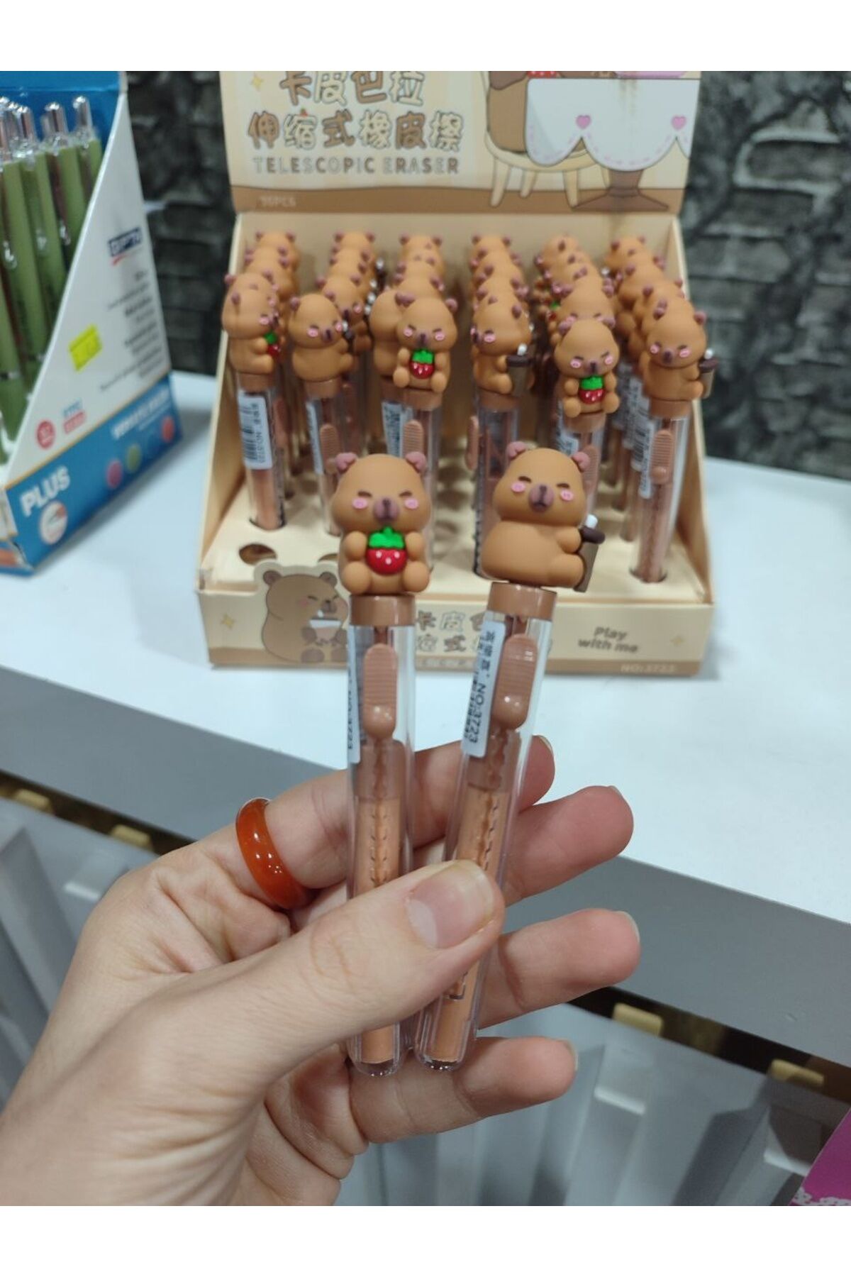 1 ADET Capybara Uzun Sürgülü Silgi