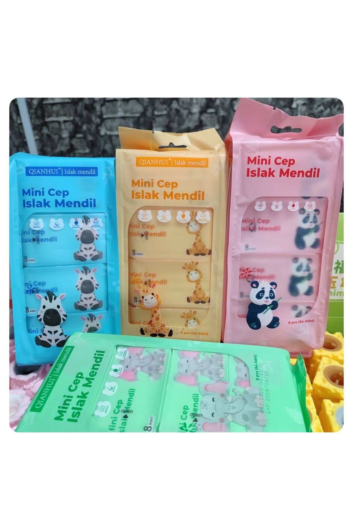 8 li Figürlü Islak Mendil 1 Paket