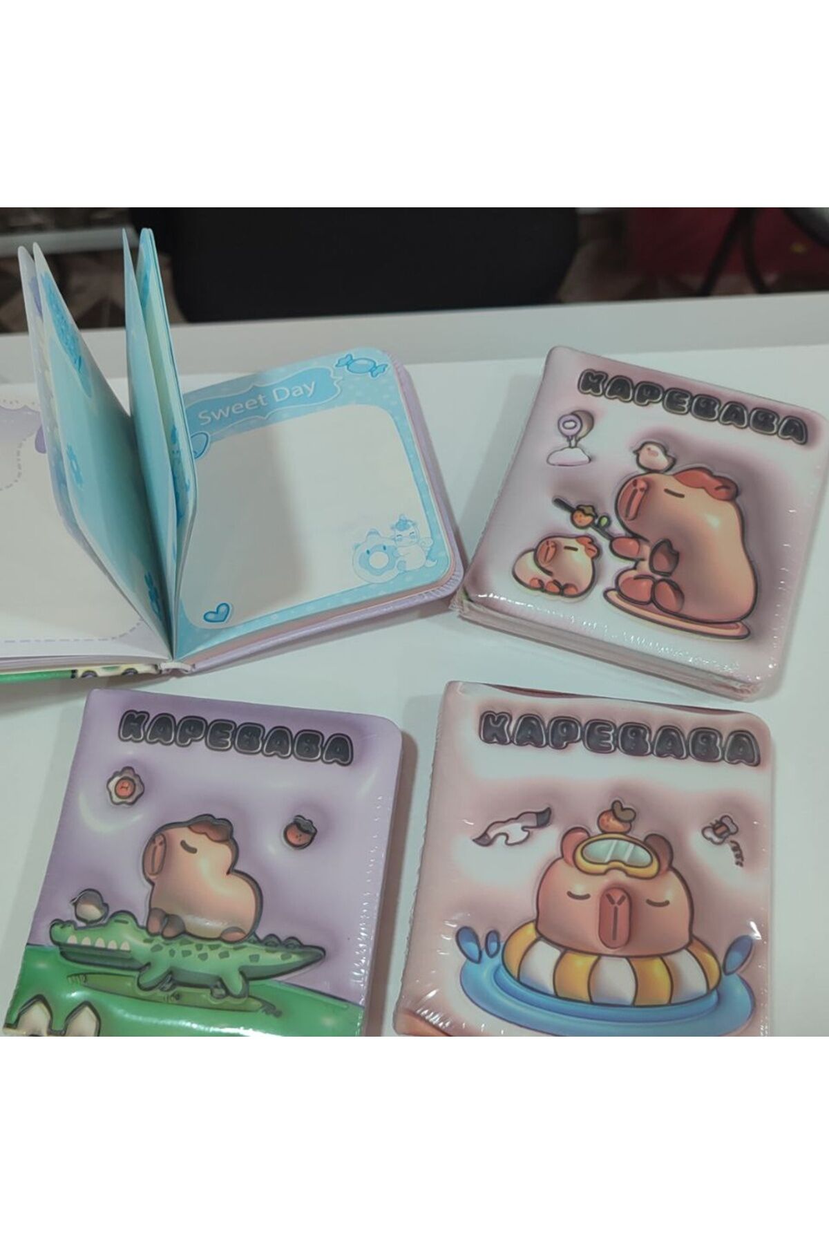 1 ADET Capybara (Kapibara) Pofuduk Kabartmalı Defter