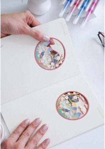 3D Katmanlı İllüstrasyon Sanat Tasarımlı Noktalı Defter 60 Yaprak 20,5x13,5cm